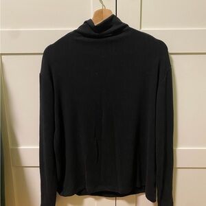 Wilfred Classic Black Turtleneck Sweater